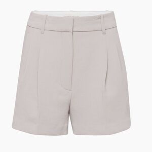 The Effortless Short